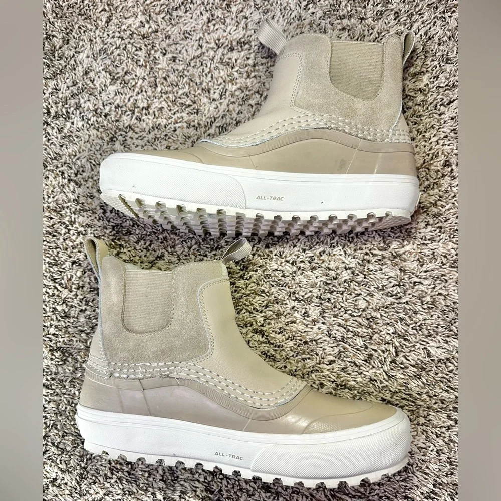 Vans MTE Standard Mid Chelsea Waterproof Men’s 9.5 / 11W Shoes Boots